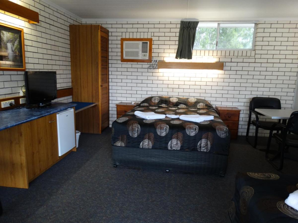 Gayndah A Motel 외부 사진