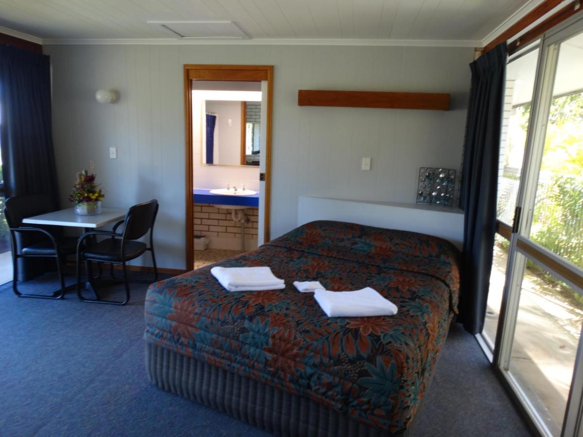Gayndah A Motel 외부 사진